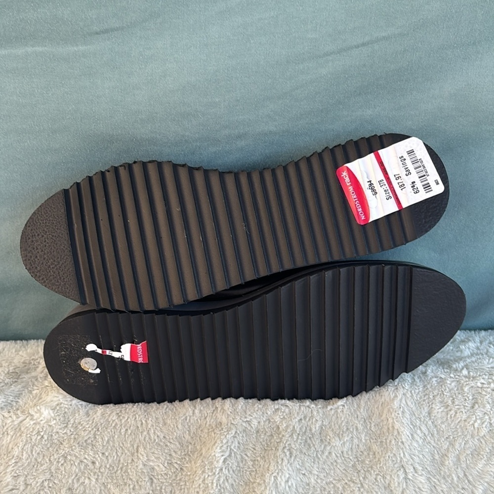NWOT Ron White Women's Naverina Slip on Sneakers Loafes Sz 37 Tartan Plaid Black - Picture 6 of 8
